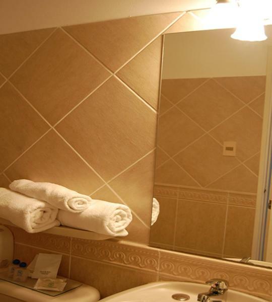 Mercedes Rambla Hotel 外观 照片